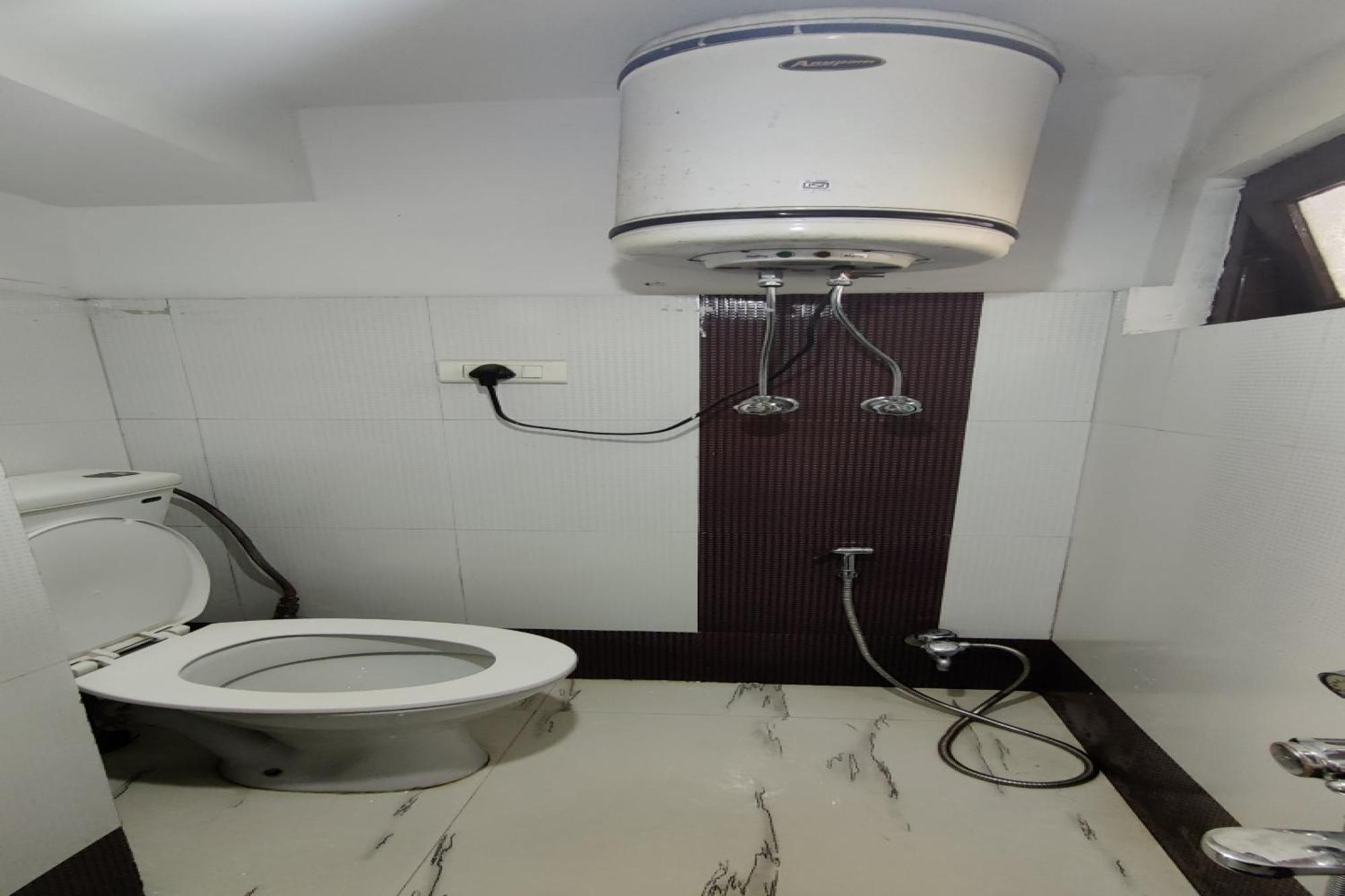 Capital O 8272 Hotel Pratigya Residency Гангток Экстерьер фото